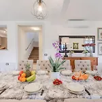 Grema, A With Infinity Pool Villa