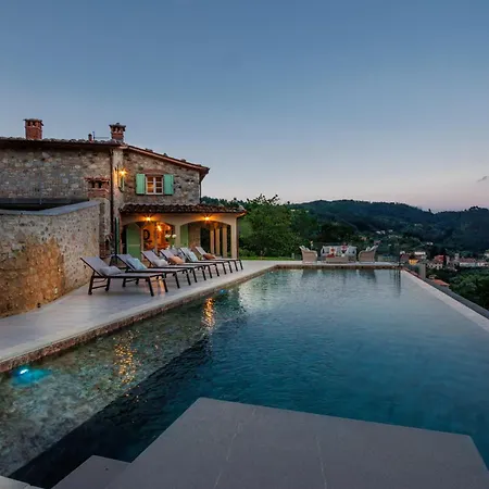 Grema, A With Infinity Pool Villa Loppeglia
